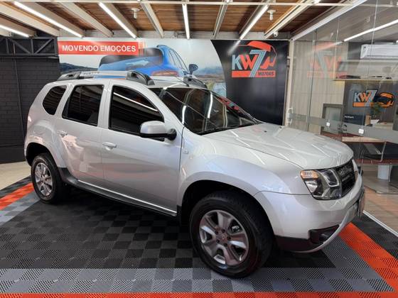 RENAULT DUSTER 1.6 16V SCE FLEX DYNAMIQUE X-TRONIC RENAULT DUSTER 1.6 16V SCE FLEX DYNAMIQUE X-TRONIC